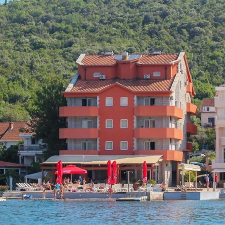 Apart Hotel Samardzic Τίβατ Εξωτερικό φωτογραφία