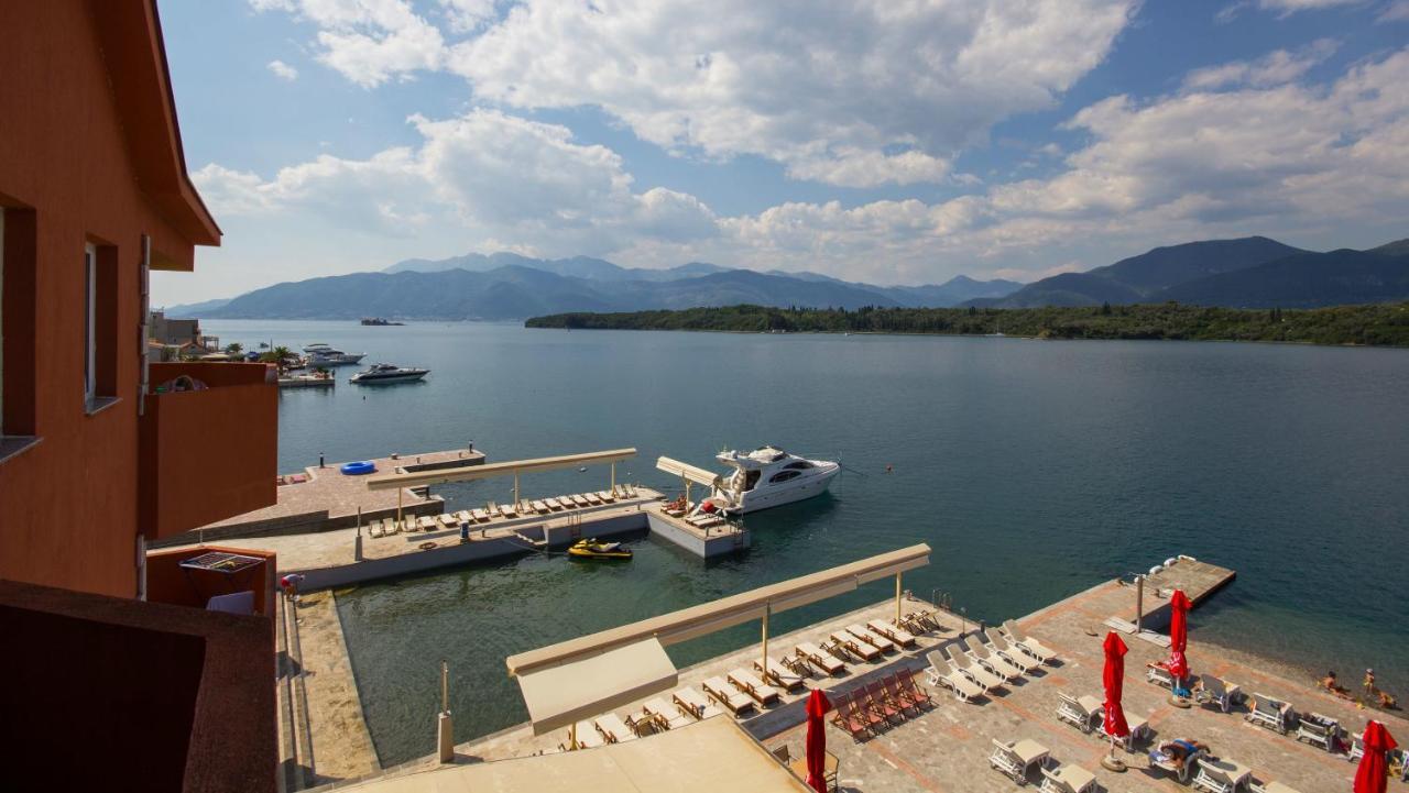 Apart Hotel Samardzic Τίβατ Εξωτερικό φωτογραφία