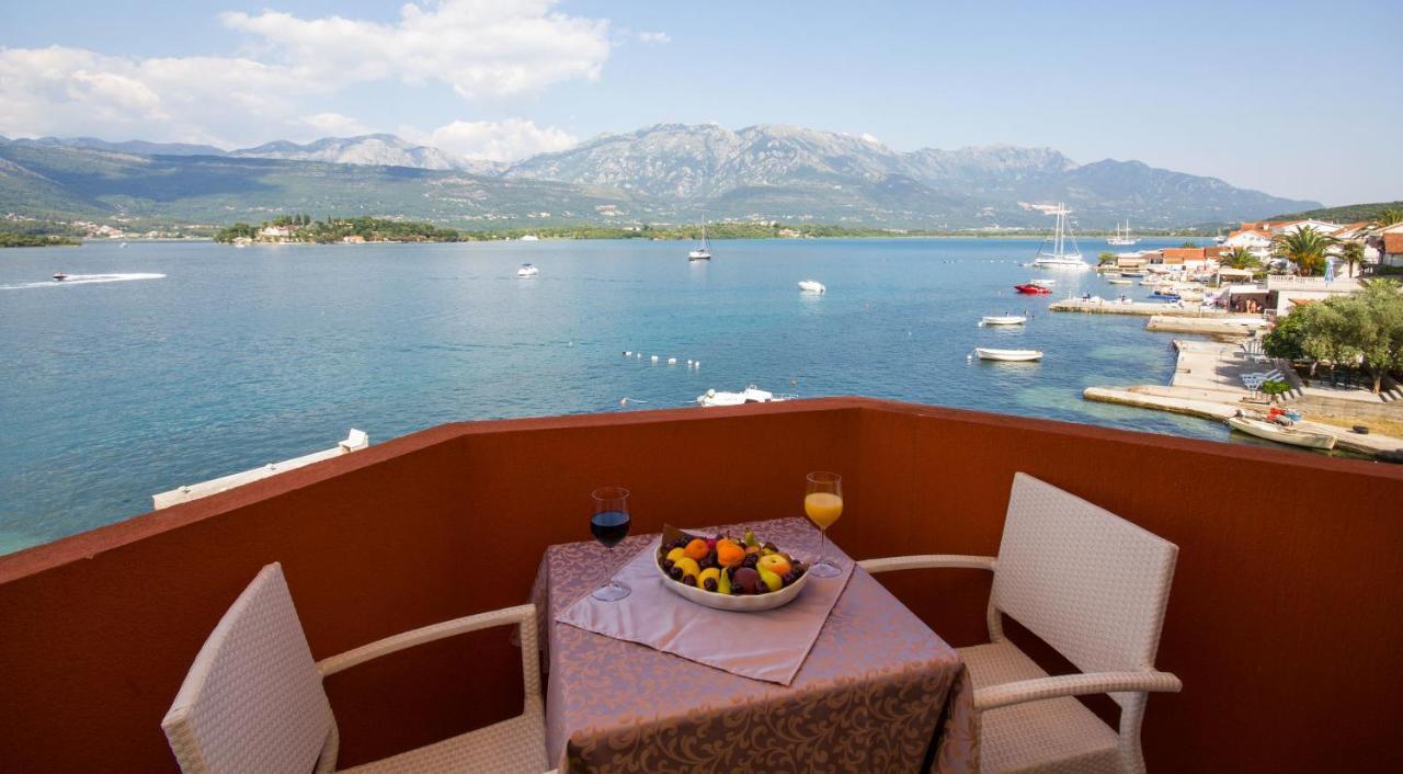 Apart Hotel Samardzic Τίβατ Εξωτερικό φωτογραφία