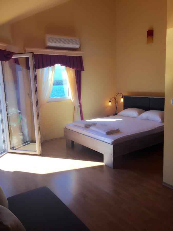 Apart Hotel Samardzic Τίβατ Εξωτερικό φωτογραφία