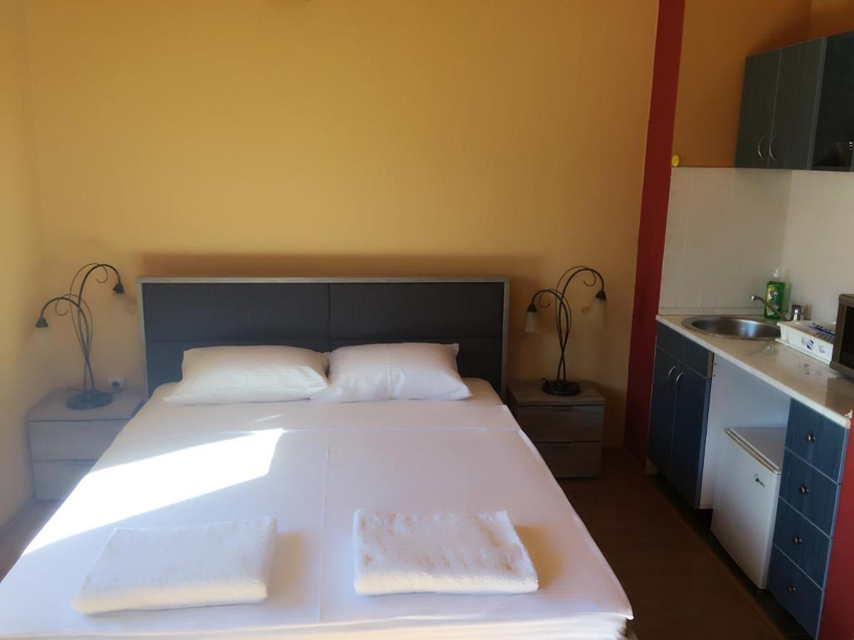 Apart Hotel Samardzic Τίβατ Εξωτερικό φωτογραφία